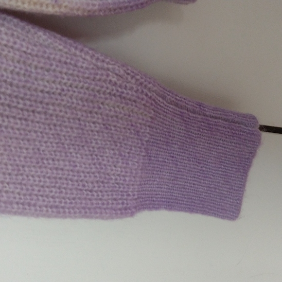 B.YOUNG WATERCOLOR SWEATER NWOT - Picture 3 of 10